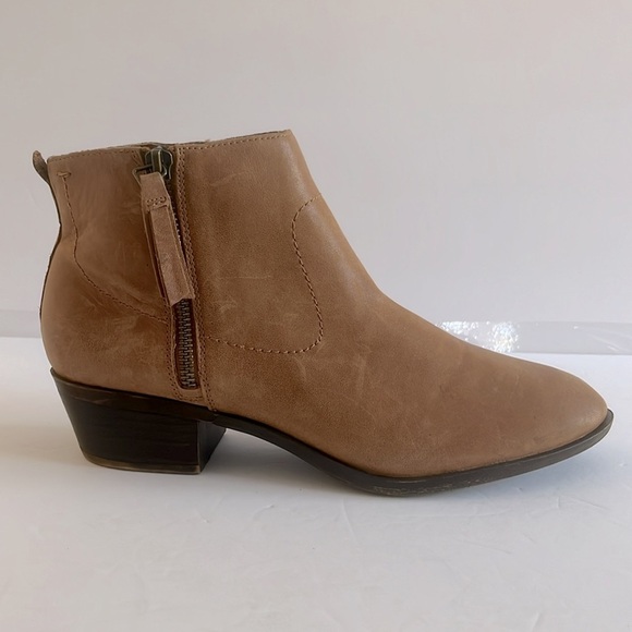 LUCKY BRAND $129 Blandre Women’s Brown Leather Booties Ankle Boots Size 9M NEW - Picture 2 of 9